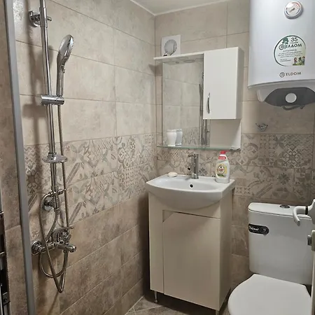 гарсониера за гости на град бургас. *